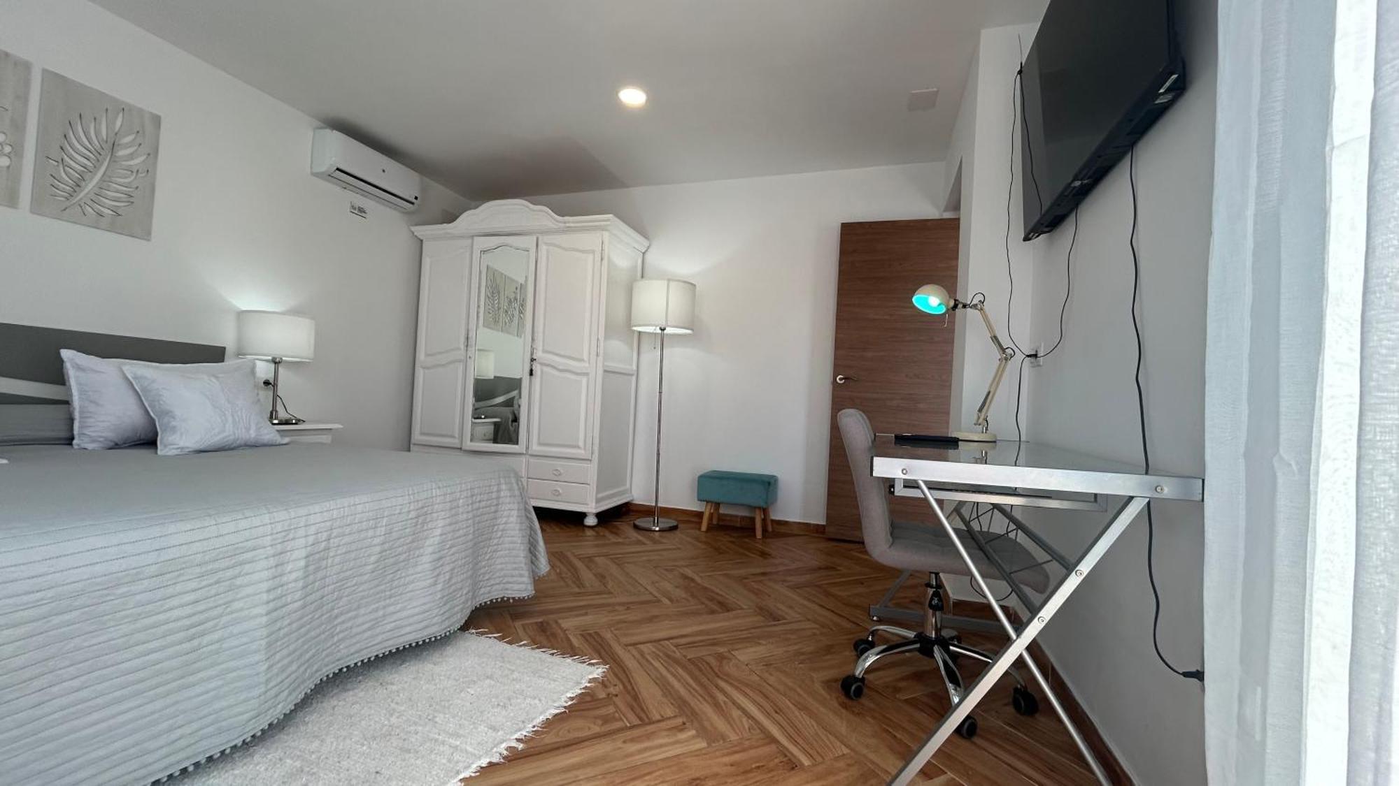 Piso Con Gran Terraza En Malaga Arenas Apartment Exterior photo